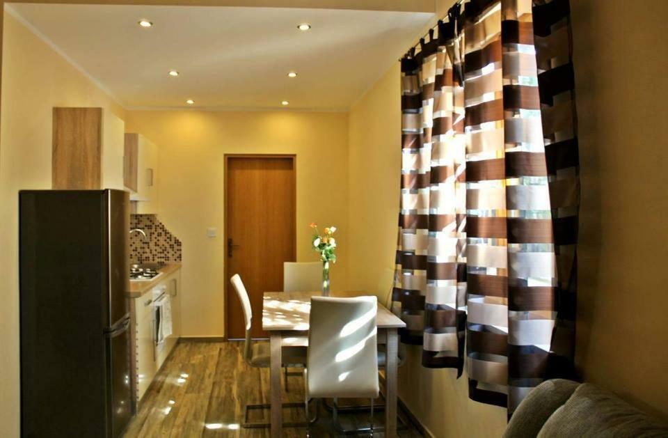 Apartments Klaudija Πούλα Εξωτερικό φωτογραφία