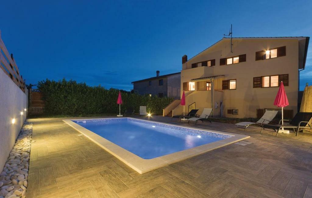 Apartments Klaudija Πούλα Εξωτερικό φωτογραφία